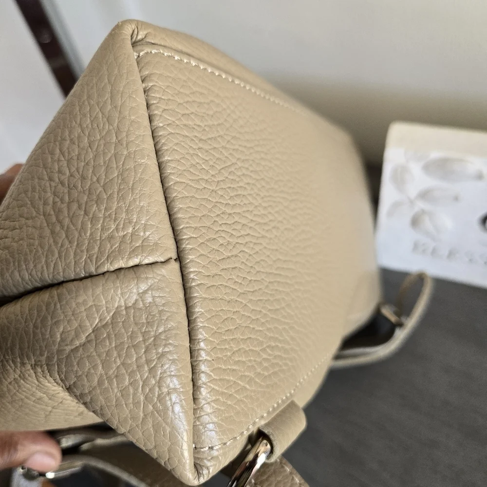 Medici Firenze Italian Pebbled Leather Backpack Bag